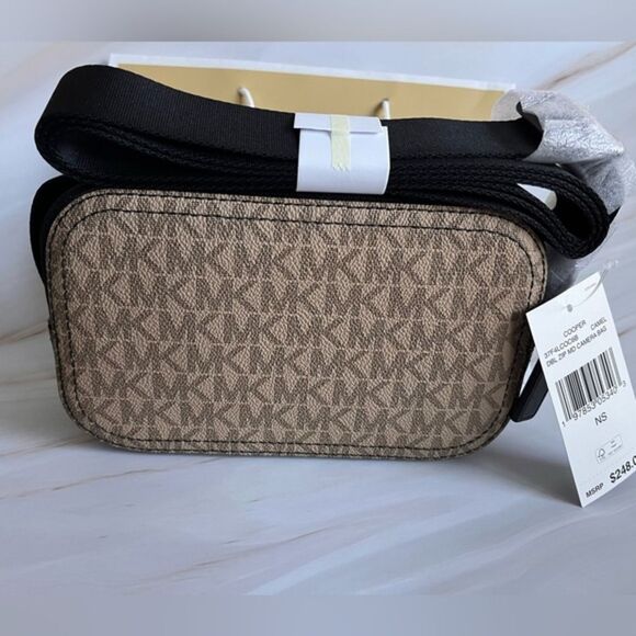 MICHAEL KORS Cooper Signature Logo Camera Crossbody Bag Brown - Picture 3 of 5